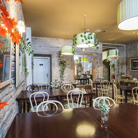 Alda Avenida Szálloda